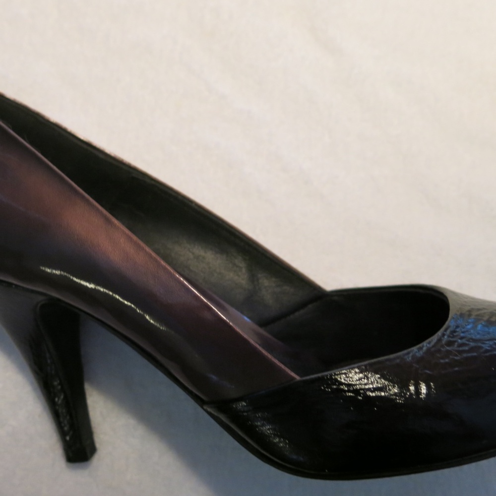 Salvador Sapena Peep Toe Pumps Patent leather